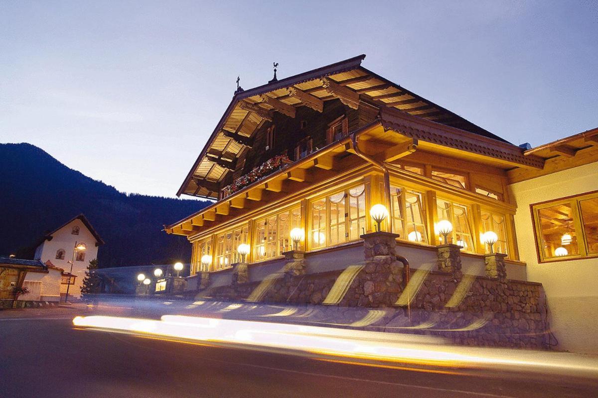 Hotel Hubertus Mit Erlebnislandgasthof Reitherwirt Kitzbuhel Exterior photo